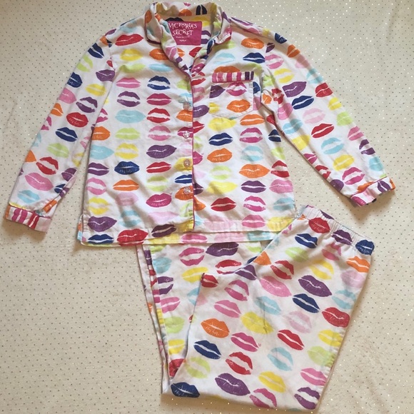 Victoria's Secret Other - Victoria’s Secret Lips 90’s Pajama Set - Size M